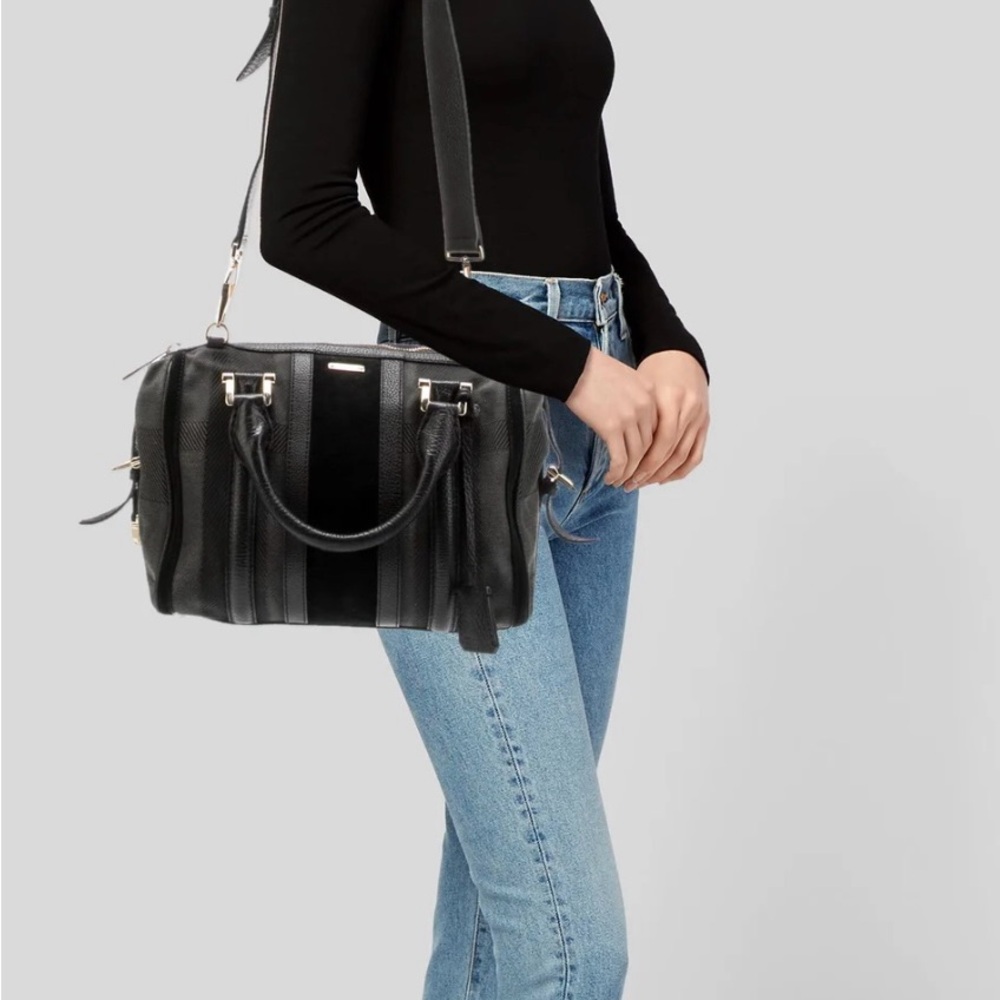BURBERRY
Canvas Handle Bag